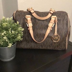 Michael Kors medium bag